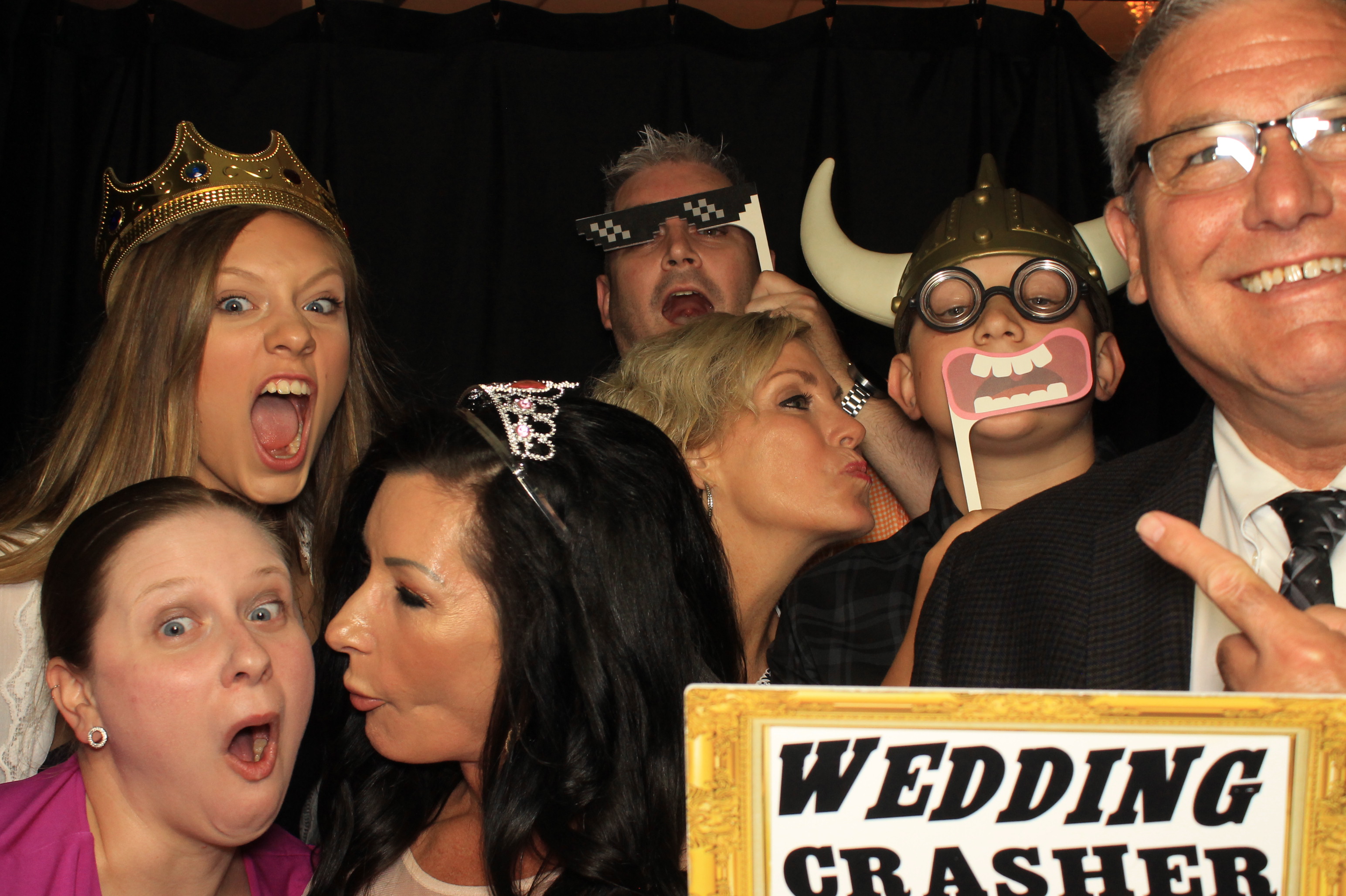 Meredith and Doug Wedding | View more photos from the event at gallery.photoboothcincy.com/u/PhotoBoothCincy/Meredith-and-Doug-Wedding